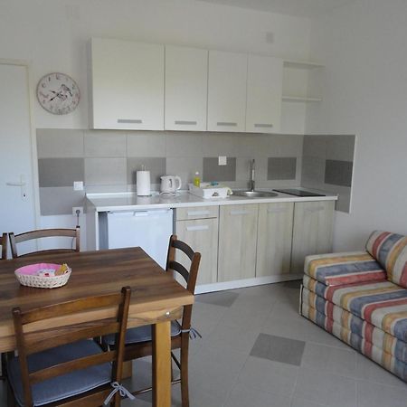Solis Apartman Tisno Szoba fotó
